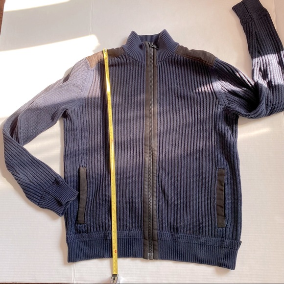 Calvin Klein men’s ribbed knit cardigan sweater. Size Medium - Picture 9 of 11